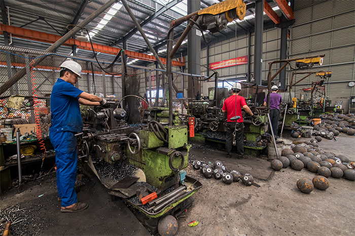 三河网架配件车间